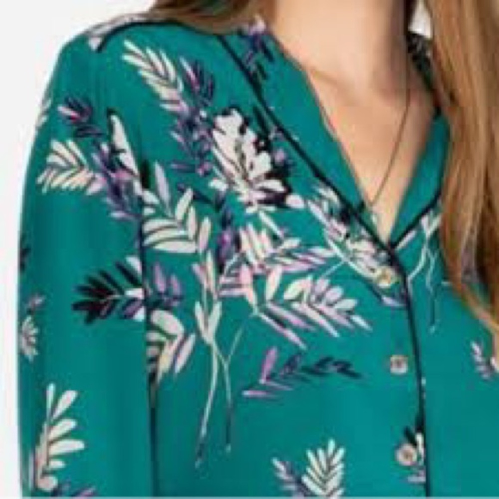 NWT: Johnny Was Workshop Teal Print Silk Pajama Blouse - Size Medium